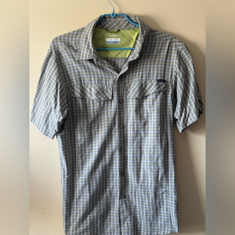 Columbia Men's Green Plaid Casual Shirt
